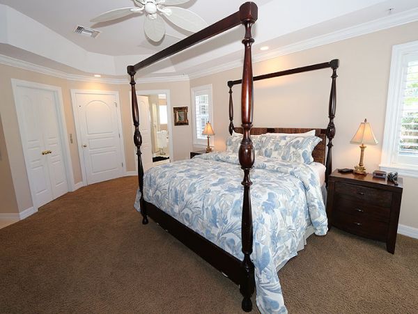 Four Bedroom Captiva Vacation Rental with Pool & Gulf Views