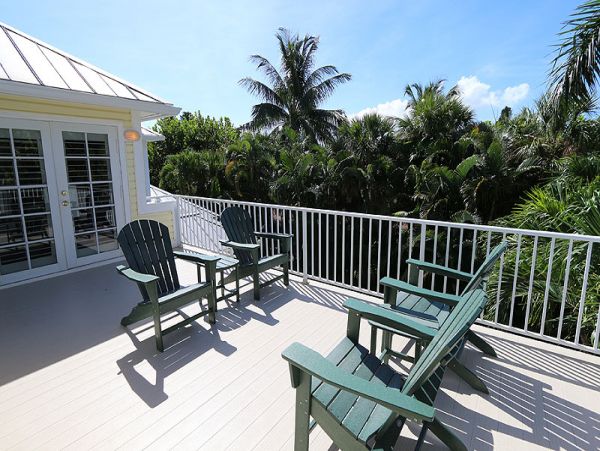 Four Bedroom Captiva Vacation Rental with Pool & Gulf Views