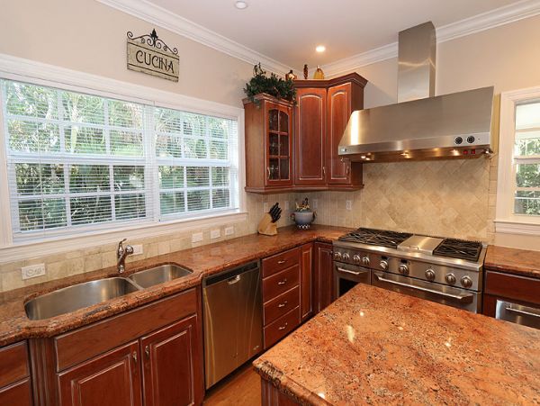 Four Bedroom Captiva Vacation Rental with Pool & Gulf Views