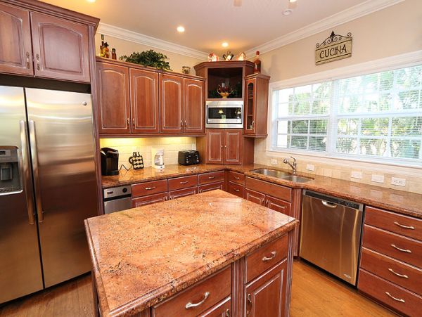 Four Bedroom Captiva Vacation Rental with Pool & Gulf Views