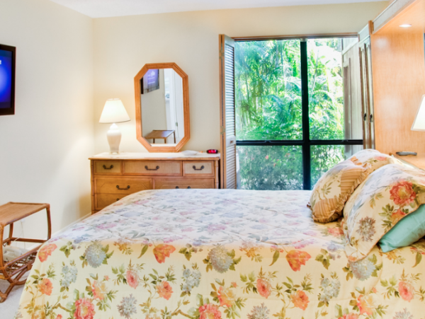 Sanibel Island Two Bedroom Vacation Rental Path to Beach.