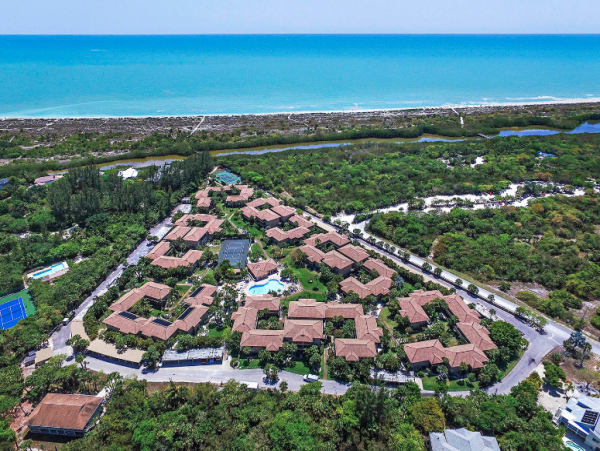 Sanibel Island Two Bedroom Vacation Rental Path to Beach.