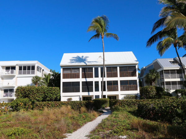 Sanibel 3-Bed Condo with Breathtaking Views of the Gulf of Mexico