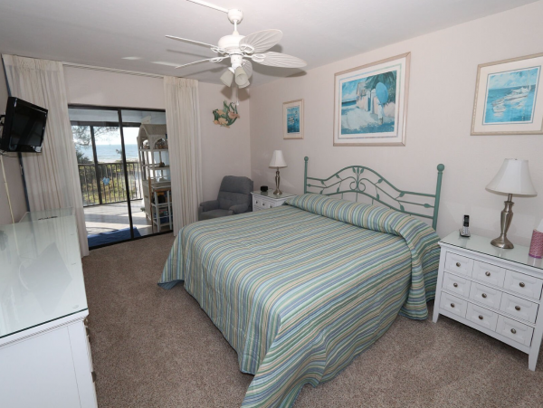 Sanibel 3-Bed Condo with Breathtaking Views of the Gulf of Mexico