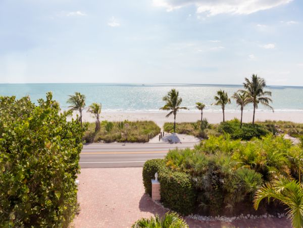 Posh Captiva Vacation Rental with Three Bedrooms - Gulf View
