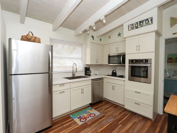 Captiva Vacation Rental Home 2 Bedrooms Sleeps 6 Guests