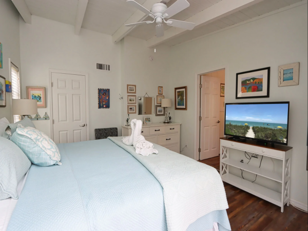 Captiva Vacation Rental Home 2 Bedrooms Sleeps 6 Guests