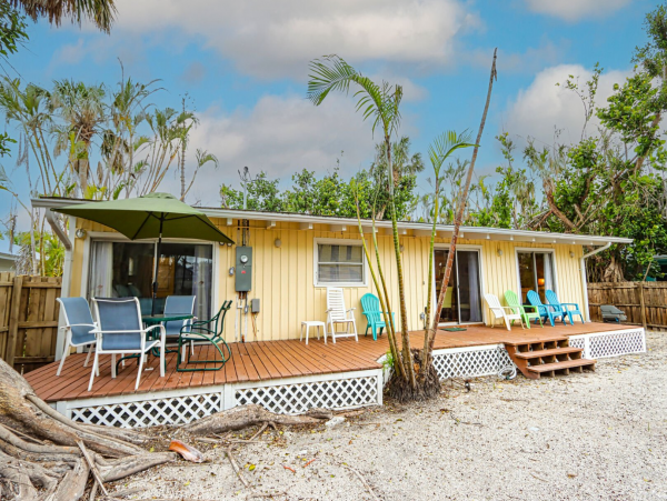 Captiva Vacation Rental Home 2 Bedrooms Sleeps 6 Guests