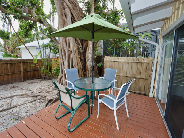 Captiva Vacation Rental Home 2 Bedrooms Sleeps 6 Guests