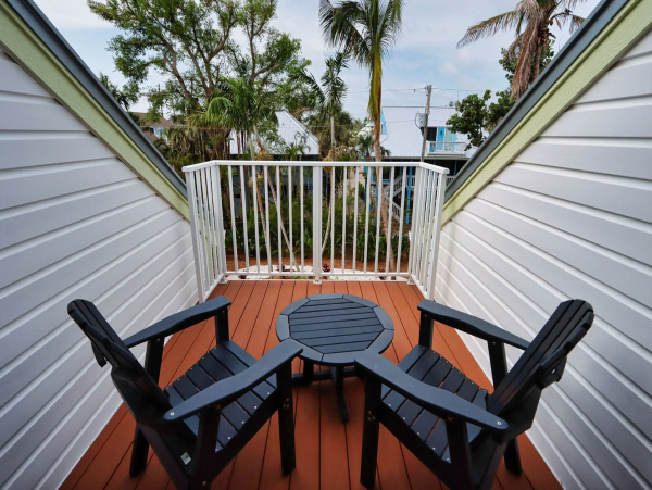 Captiva  Village Vacation Rental Pool Home Sleeps 12