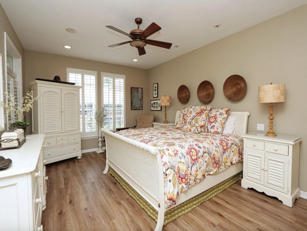 Captiva  Village Vacation Rental Pool Home Sleeps 12