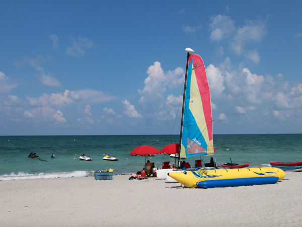 Captiva  Village Vacation Rental Pool Home Sleeps 12