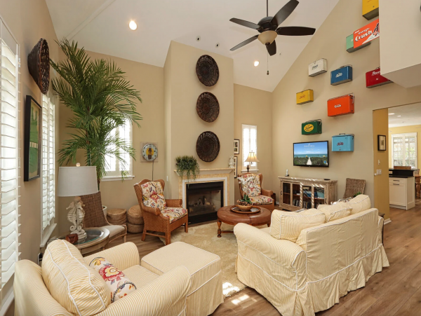Captiva  Village Vacation Rental Pool Home Sleeps 12