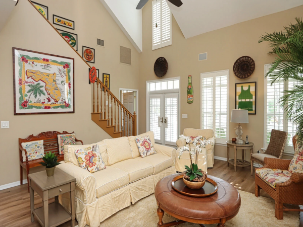 Captiva  Village Vacation Rental Pool Home Sleeps 12