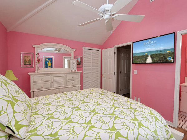 Captiva  Village Vacation Rental Pool Home Sleeps 12