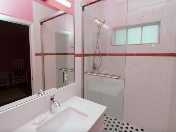 Captiva  Village Vacation Rental Pool Home Sleeps 12