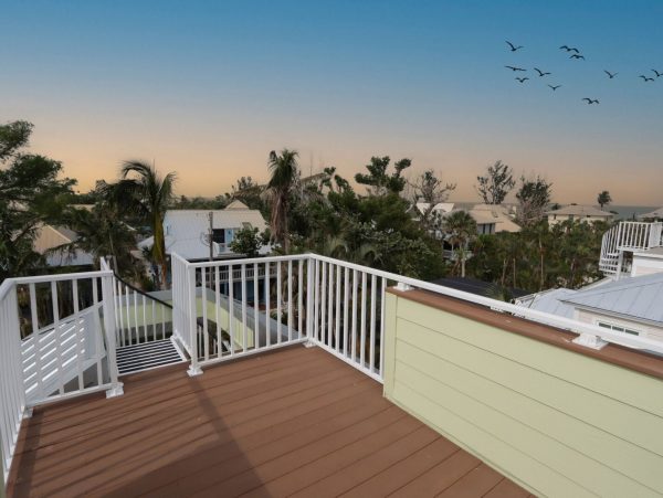Captiva Island Vacation Home With Private Heated Pool