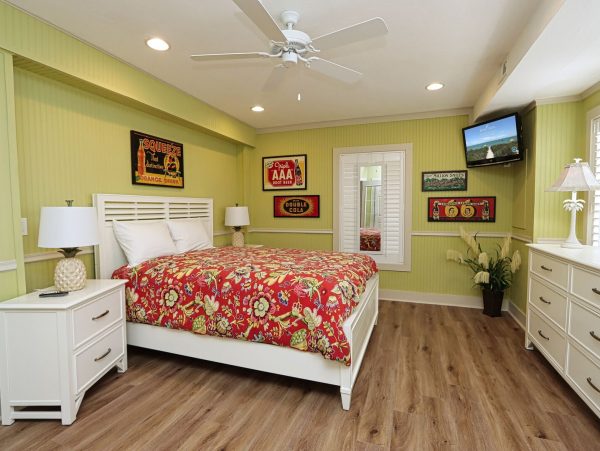 Captiva Island Vacation Home With Private Heated Pool