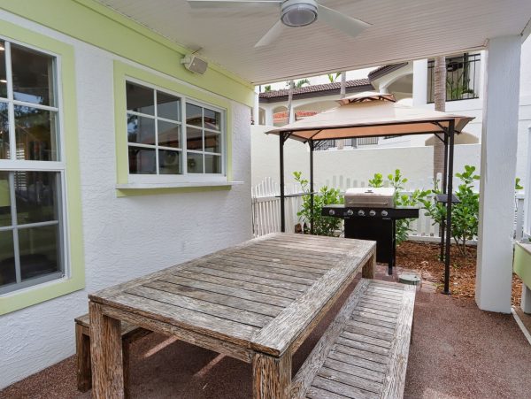 Captiva Island Vacation Home With Private Heated Pool
