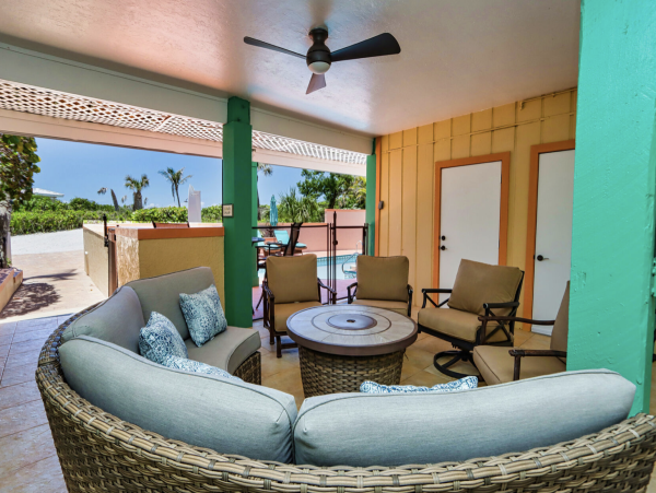 Beach Vacation Rental Home on Captiva Island with Pool