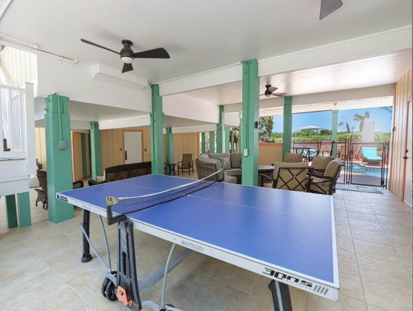 Beach Vacation Rental Home on Captiva Island with Pool