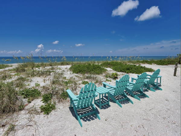 Beach Vacation Rental Home on Captiva Island with Pool