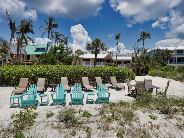 Beach Vacation Rental Home on Captiva Island with Pool