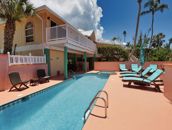 Beach Vacation Rental Home on Captiva Island with Pool