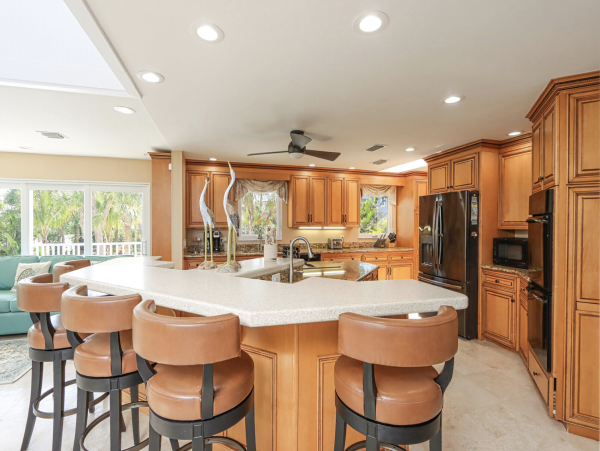 Beach Vacation Rental Home on Captiva Island with Pool