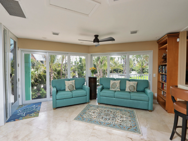 Beach Vacation Rental Home on Captiva Island with Pool