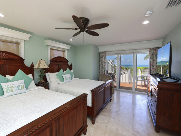 Beach Vacation Rental Home on Captiva Island with Pool