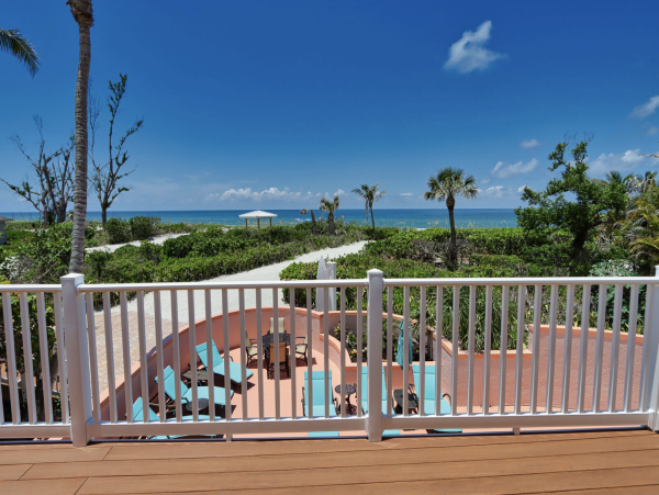 Beach Vacation Rental Home on Captiva Island with Pool