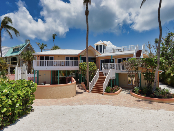 Beach Vacation Rental Home on Captiva Island with Pool