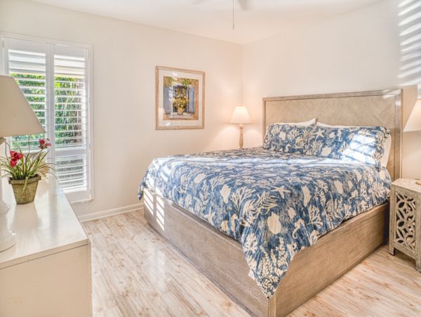 Great Value Three Bedroom Captiva Vacation Pool Home