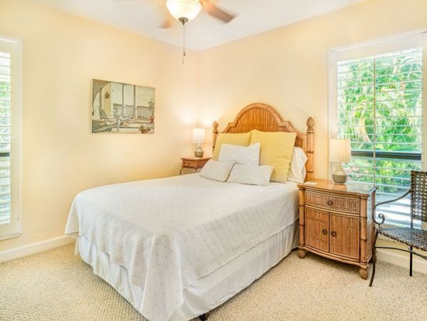 Captiva Island Vacation Home Rent Three Bedrooms Sleeps 6