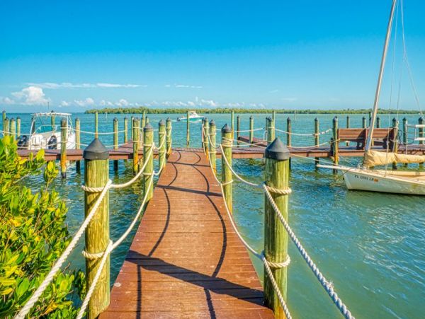 Captiva Island Vacation Home Rent Three Bedrooms Sleeps 6