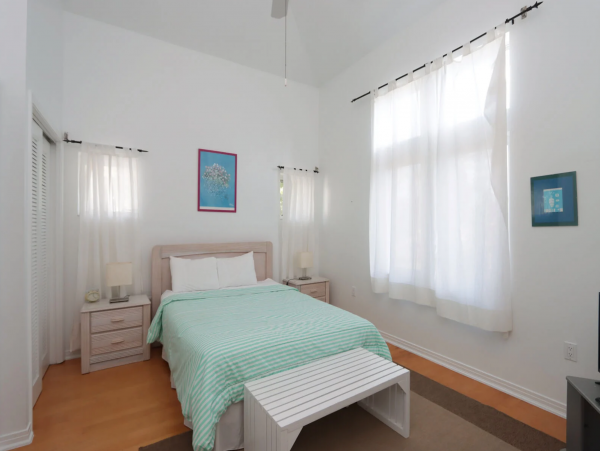 Island Escape with Pool & Prime Captiva Location - 300 Yards from the Beach