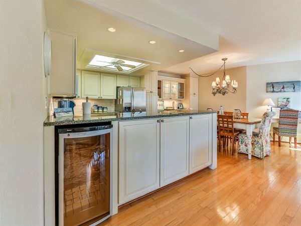 Sanibel Vacation Condo Sleeps Six Guests On Beach