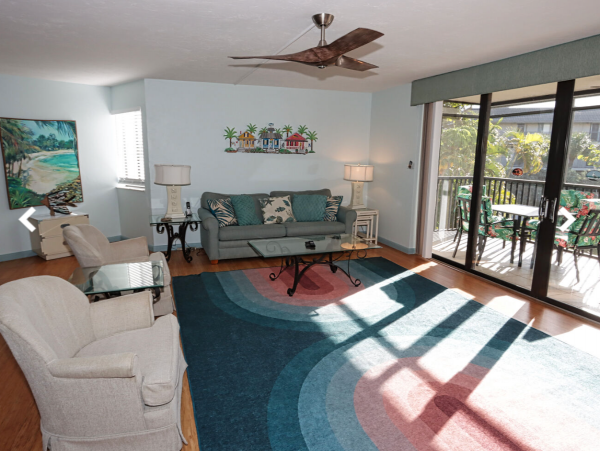 Sanibel Walk to Beach Vacation Condo Sleep Six