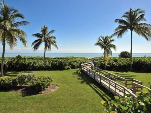 Sanibel Walk to Beach Vacation Condo Sleep Six
