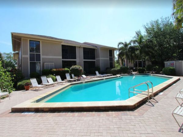 An Amazing Beach Retreat on Sunny Sanibel island Sleeps Six