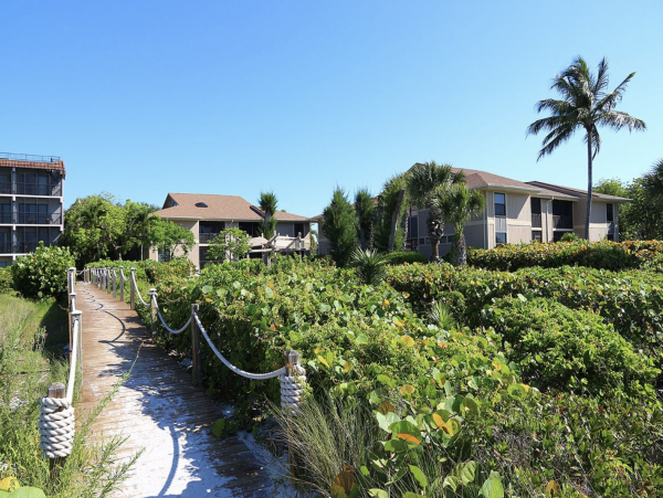Two Bedroom Condo with Loft Sleeps 6 Guests Sanibel