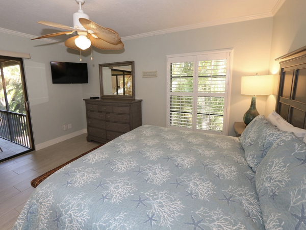 Two Bedroom Condo with Loft Sleeps 6 Guests Sanibel