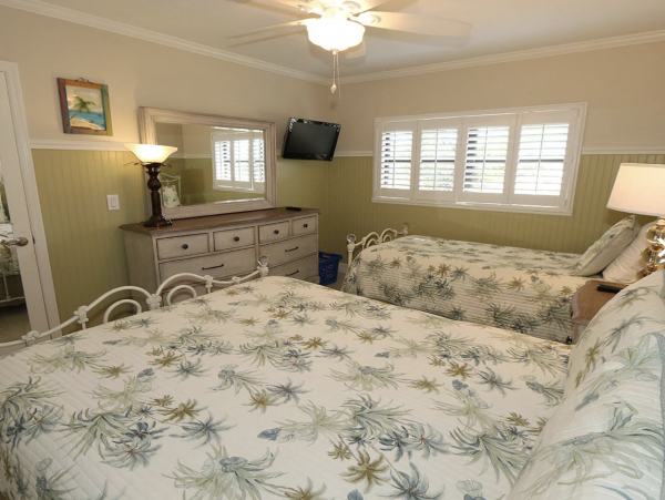 Two Bedroom Condo with Loft Sleeps 6 Guests Sanibel