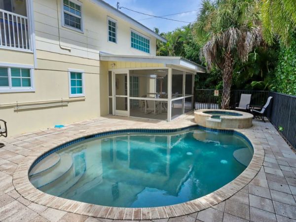Four Bedroom Luxury Vacation Home on Captiva Island Florida