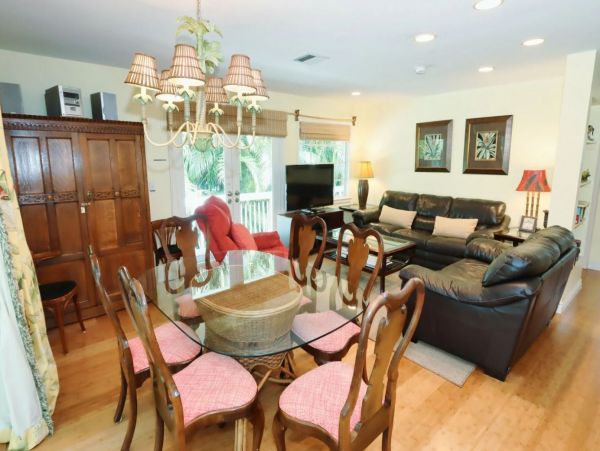 Four Bedroom Luxury Vacation Home on Captiva Island Florida