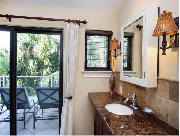 Five Bedroom Vacation House in Captiva