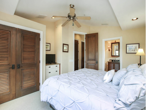 Five Bedroom Vacation House in Captiva