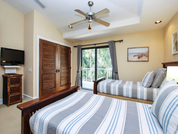 Five Bedroom Vacation House in Captiva