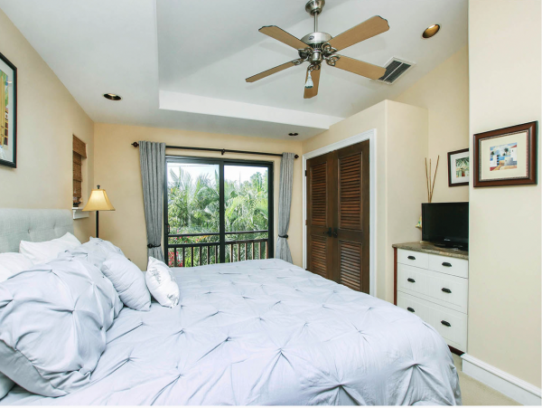 Five Bedroom Vacation House in Captiva